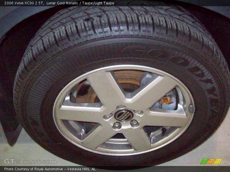 Lunar Gold Metallic / Taupe/Light Taupe 2006 Volvo XC90 2.5T