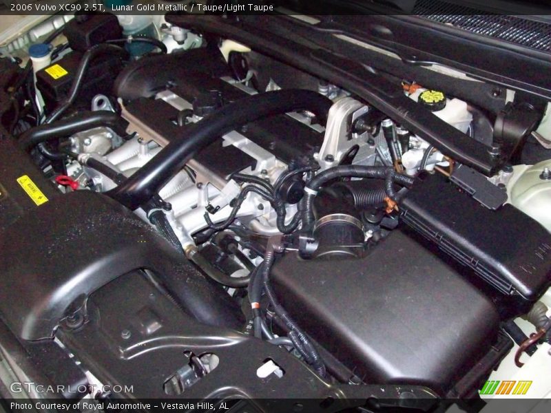 Lunar Gold Metallic / Taupe/Light Taupe 2006 Volvo XC90 2.5T