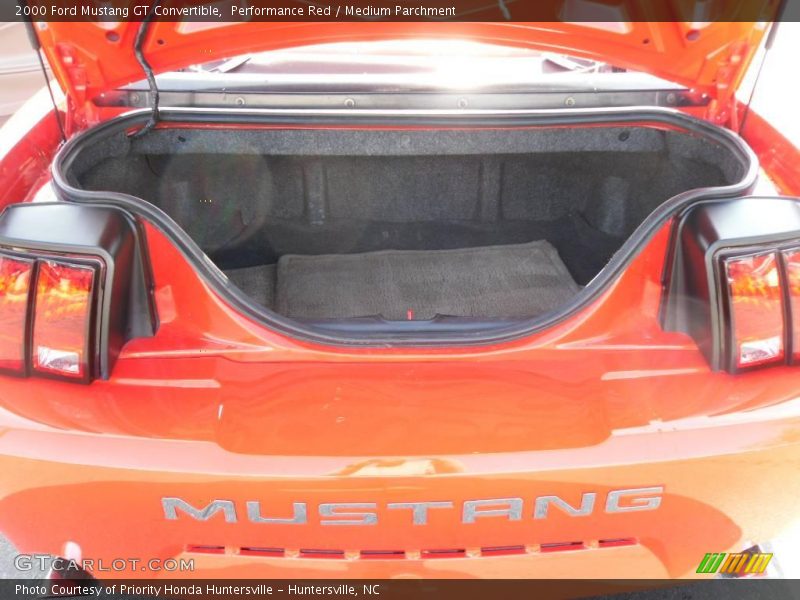 Performance Red / Medium Parchment 2000 Ford Mustang GT Convertible
