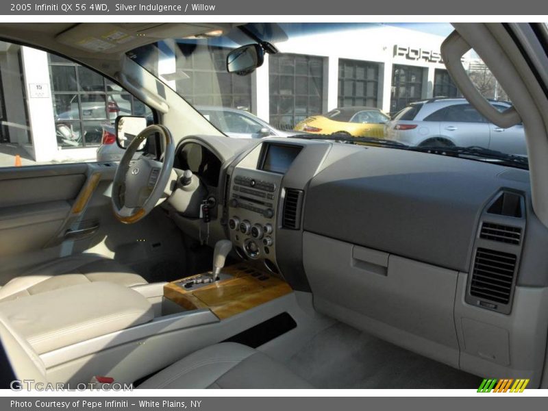 Silver Indulgence / Willow 2005 Infiniti QX 56 4WD