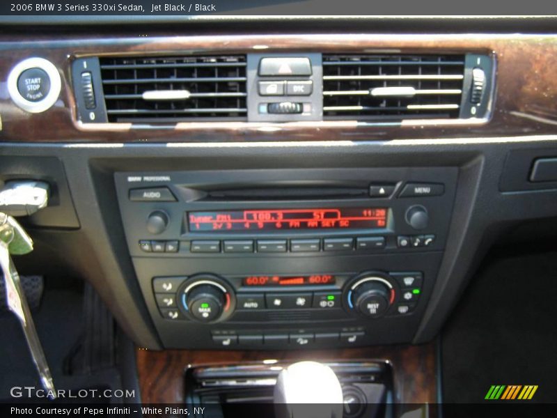 Jet Black / Black 2006 BMW 3 Series 330xi Sedan