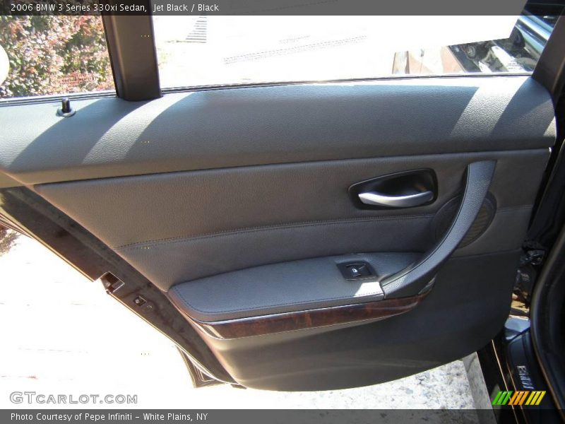 Jet Black / Black 2006 BMW 3 Series 330xi Sedan