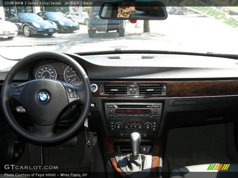 Jet Black / Black 2006 BMW 3 Series 330xi Sedan