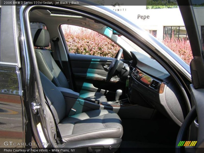 Jet Black / Black 2006 BMW 3 Series 330xi Sedan