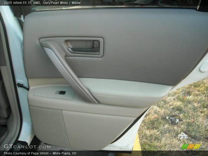 Ivory Pearl White / Willow 2005 Infiniti FX 35 AWD
