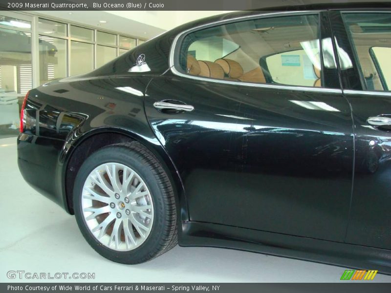 Blu Oceano (Blue) / Cuoio 2009 Maserati Quattroporte