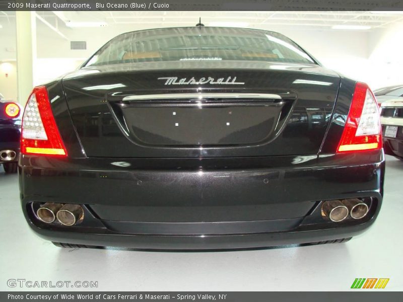 Blu Oceano (Blue) / Cuoio 2009 Maserati Quattroporte