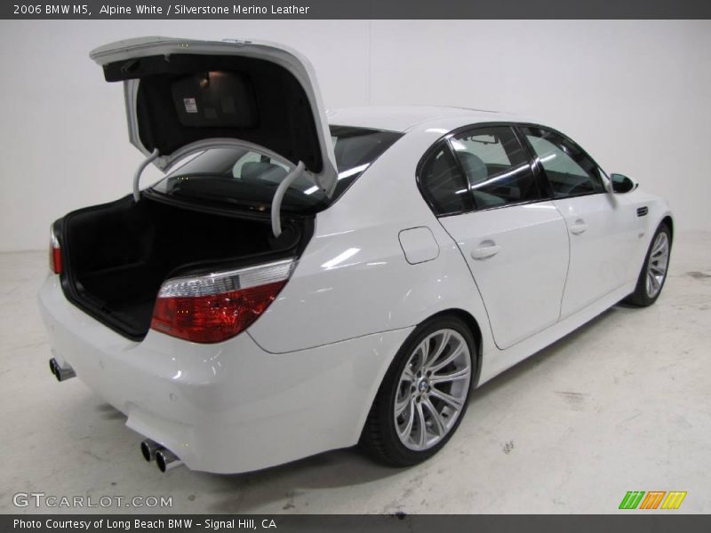 Alpine White / Silverstone Merino Leather 2006 BMW M5
