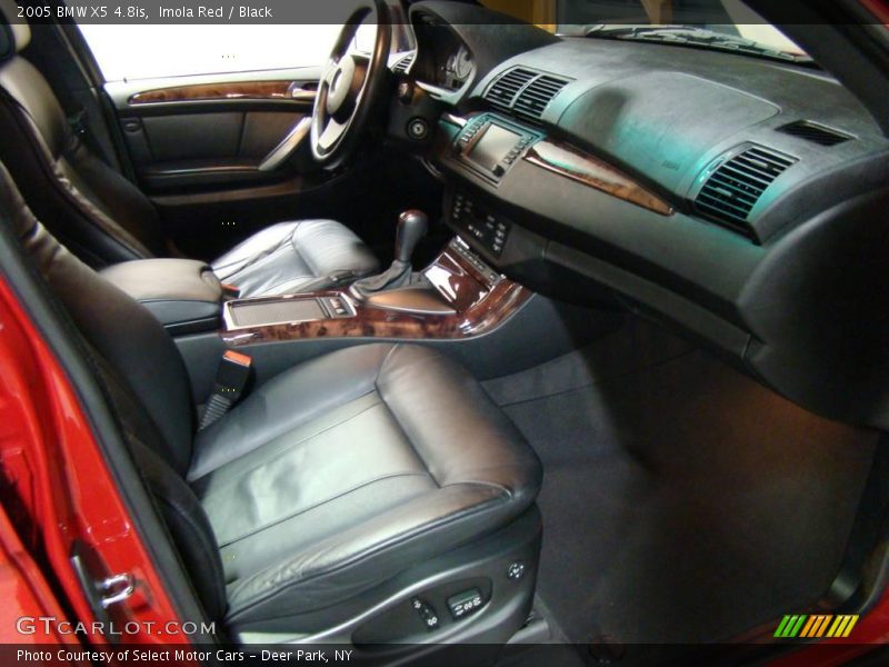 Imola Red / Black 2005 BMW X5 4.8is