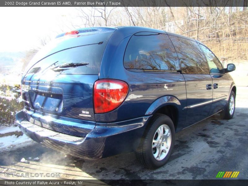 Patriot Blue Pearl / Taupe 2002 Dodge Grand Caravan ES AWD