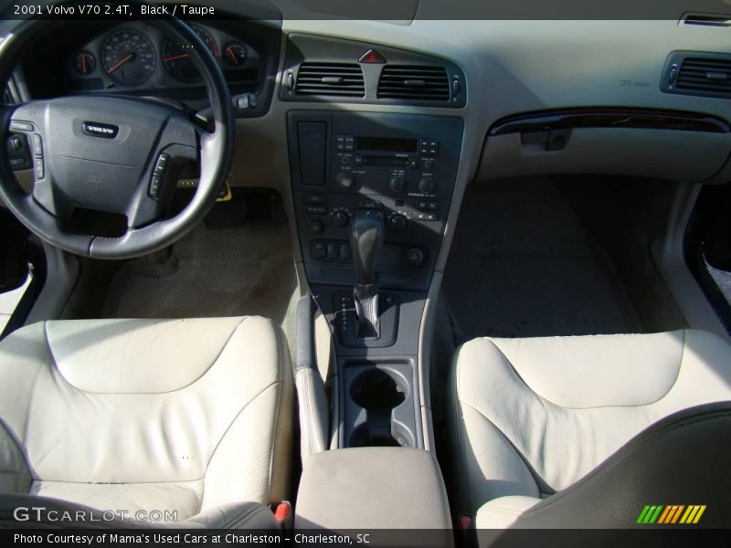 Black / Taupe 2001 Volvo V70 2.4T