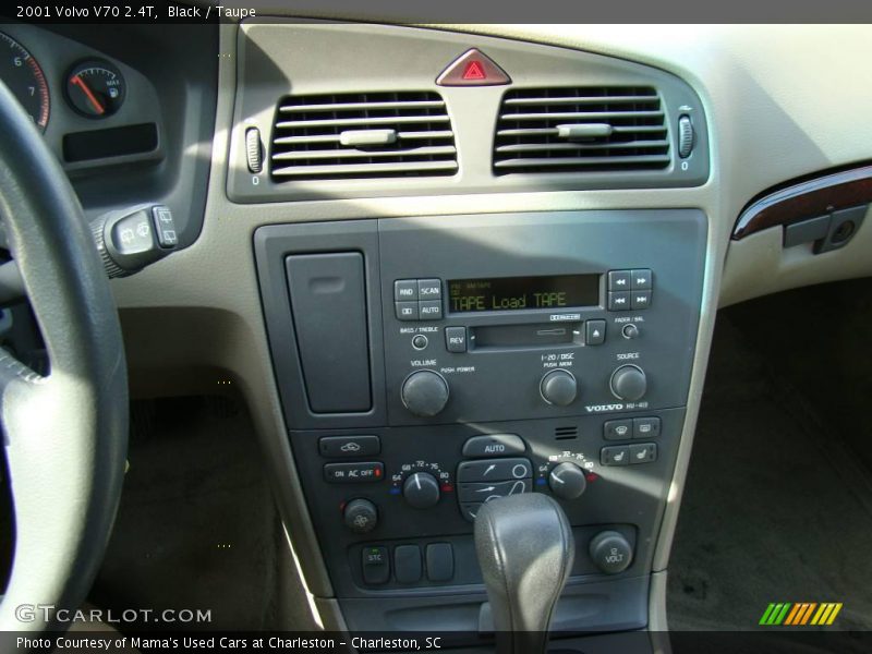Black / Taupe 2001 Volvo V70 2.4T