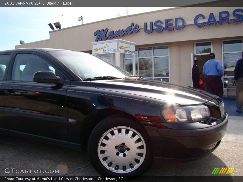 Black / Taupe 2001 Volvo V70 2.4T