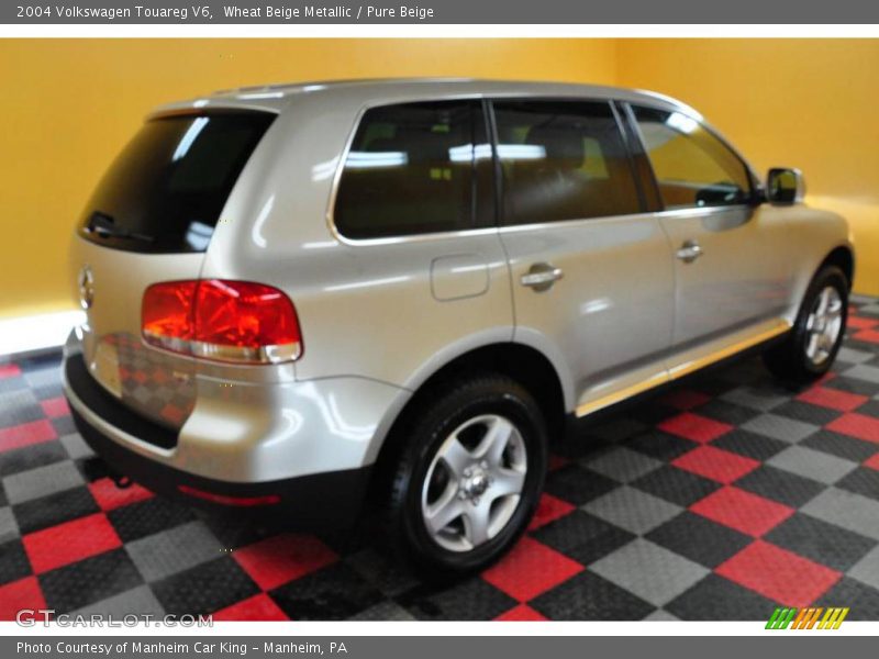 Wheat Beige Metallic / Pure Beige 2004 Volkswagen Touareg V6