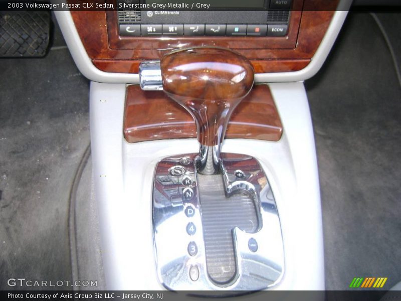 Silverstone Grey Metallic / Grey 2003 Volkswagen Passat GLX Sedan