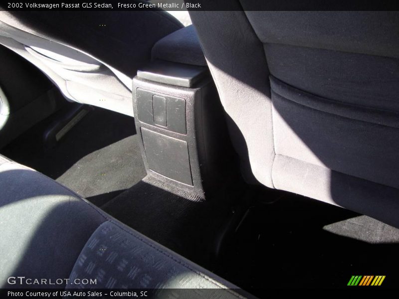 Fresco Green Metallic / Black 2002 Volkswagen Passat GLS Sedan