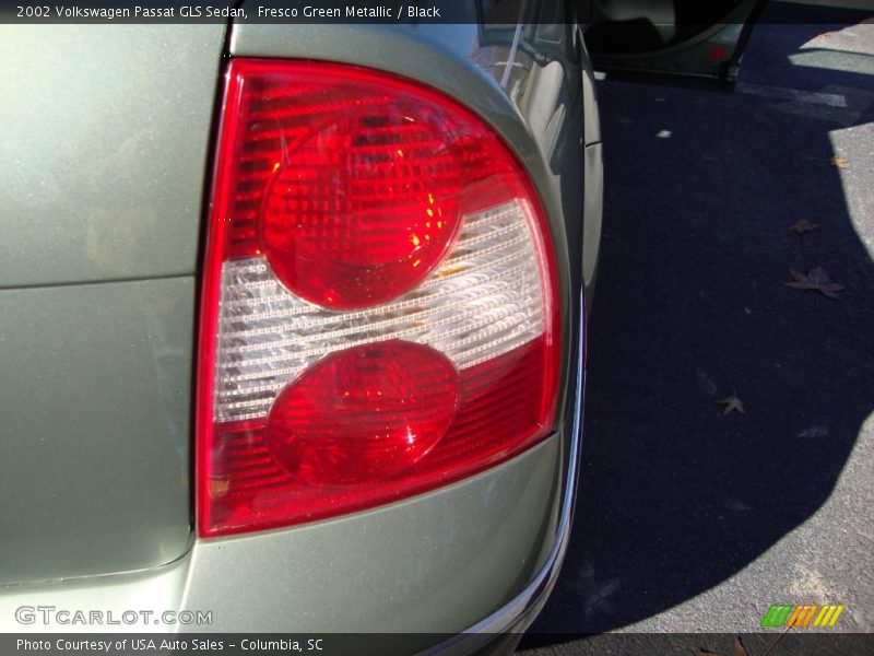 Fresco Green Metallic / Black 2002 Volkswagen Passat GLS Sedan