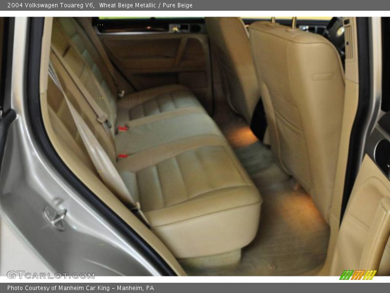 Wheat Beige Metallic / Pure Beige 2004 Volkswagen Touareg V6