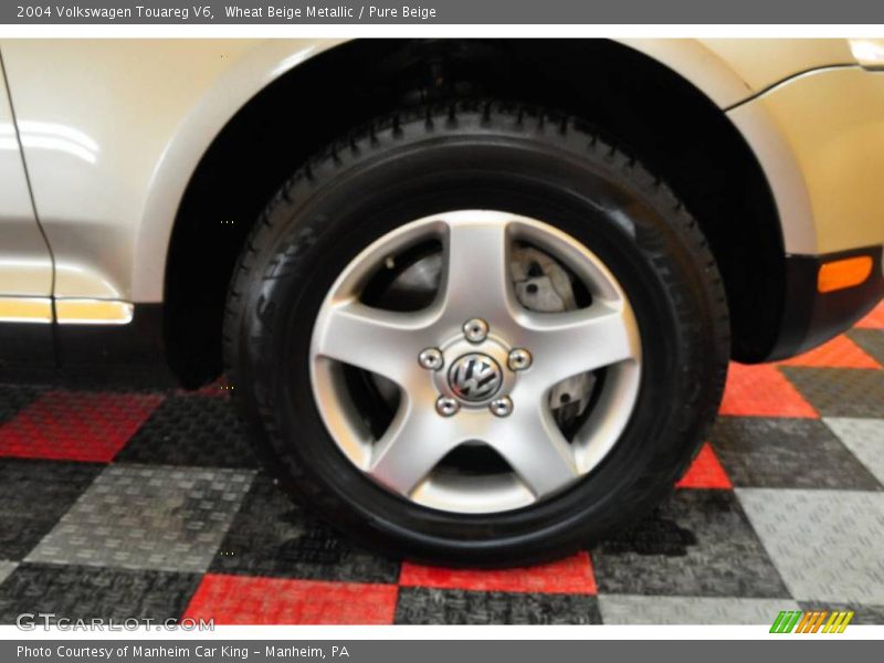Wheat Beige Metallic / Pure Beige 2004 Volkswagen Touareg V6