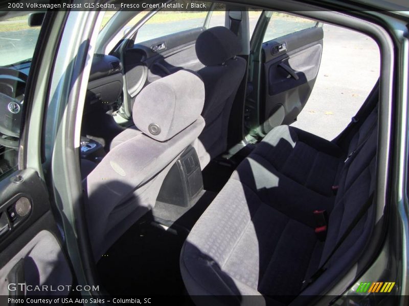 Fresco Green Metallic / Black 2002 Volkswagen Passat GLS Sedan