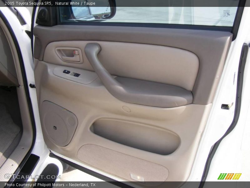 Natural White / Taupe 2005 Toyota Sequoia SR5