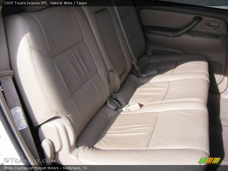 Natural White / Taupe 2005 Toyota Sequoia SR5