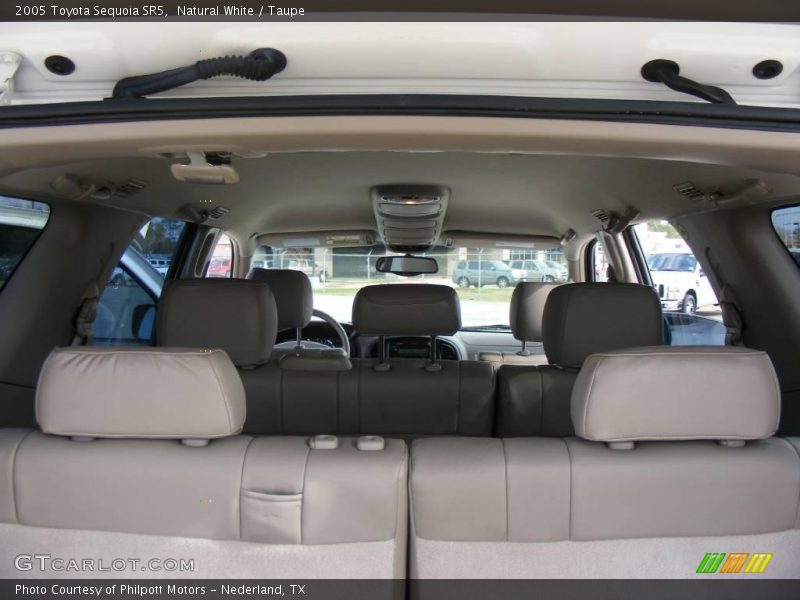 Natural White / Taupe 2005 Toyota Sequoia SR5