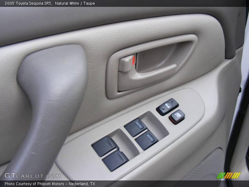 Natural White / Taupe 2005 Toyota Sequoia SR5