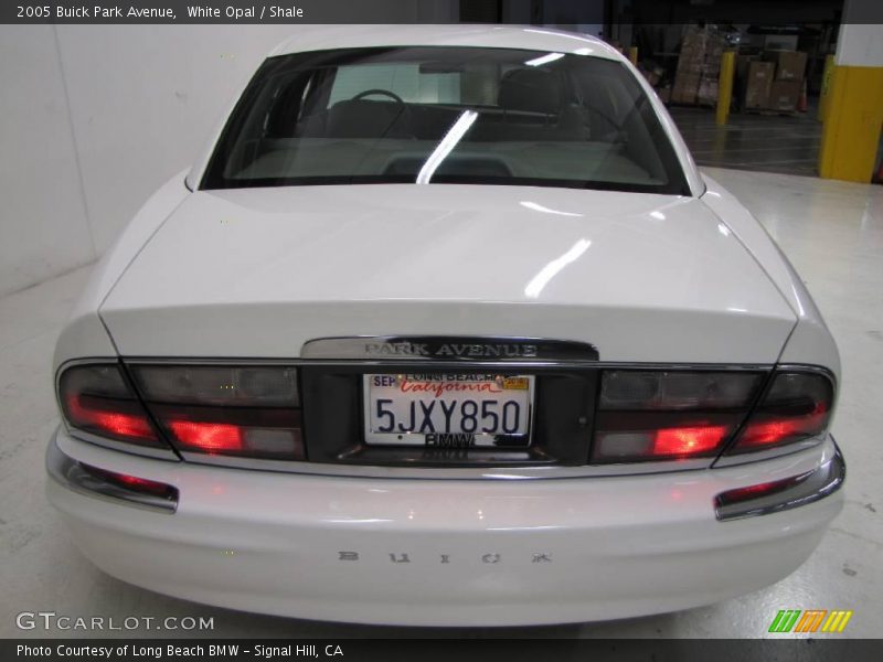 White Opal / Shale 2005 Buick Park Avenue