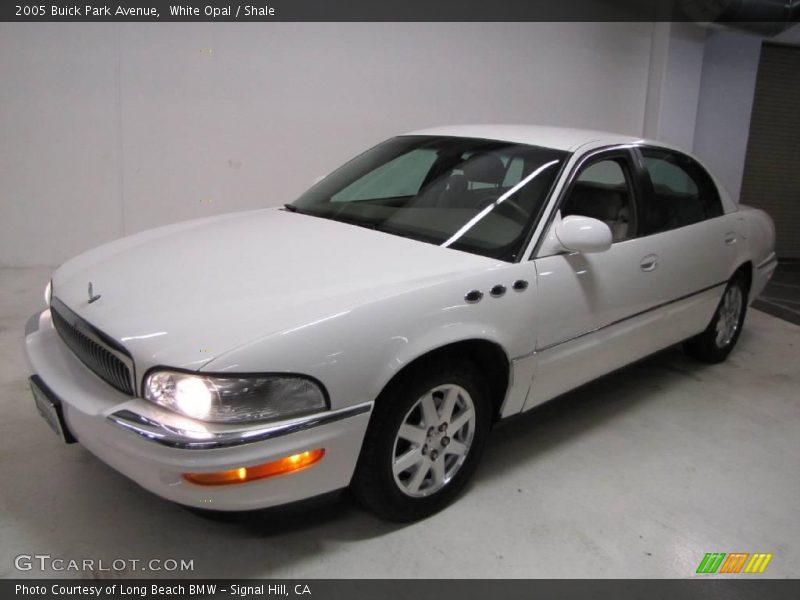 White Opal / Shale 2005 Buick Park Avenue