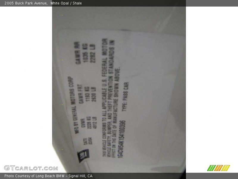 White Opal / Shale 2005 Buick Park Avenue