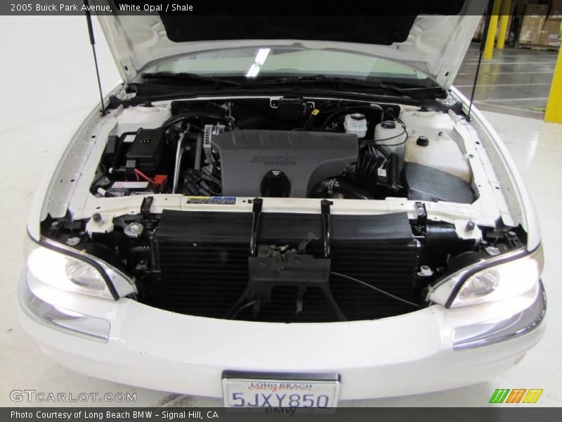 White Opal / Shale 2005 Buick Park Avenue