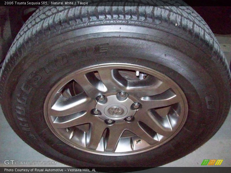 Natural White / Taupe 2006 Toyota Sequoia SR5