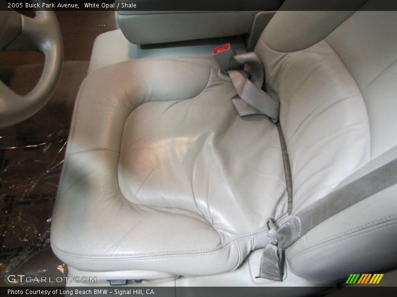 White Opal / Shale 2005 Buick Park Avenue