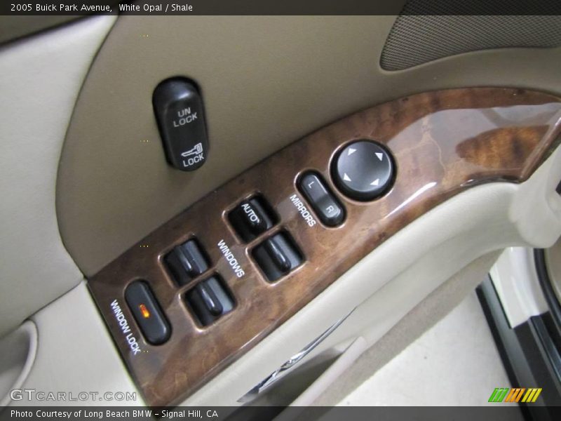 White Opal / Shale 2005 Buick Park Avenue