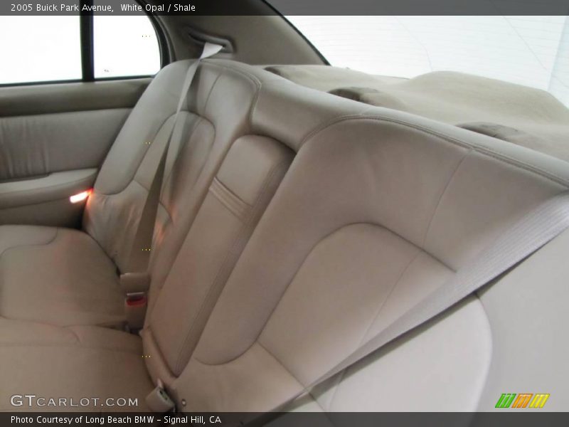 White Opal / Shale 2005 Buick Park Avenue