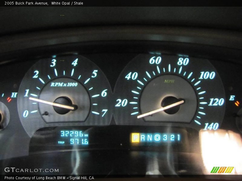 White Opal / Shale 2005 Buick Park Avenue