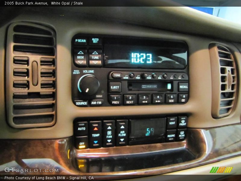White Opal / Shale 2005 Buick Park Avenue