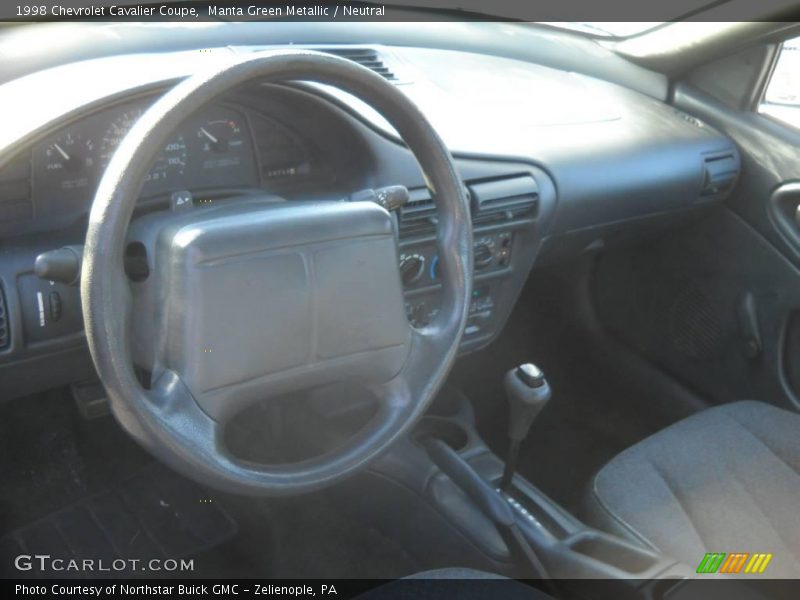 Manta Green Metallic / Neutral 1998 Chevrolet Cavalier Coupe