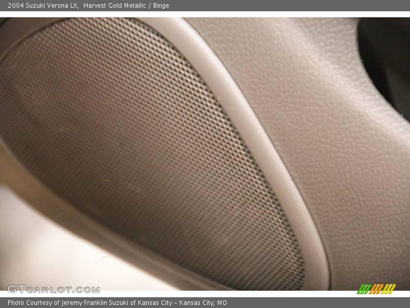 Harvest Gold Metallic / Beige 2004 Suzuki Verona LX