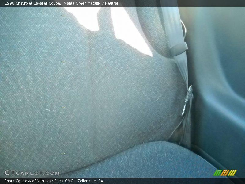 Manta Green Metallic / Neutral 1998 Chevrolet Cavalier Coupe