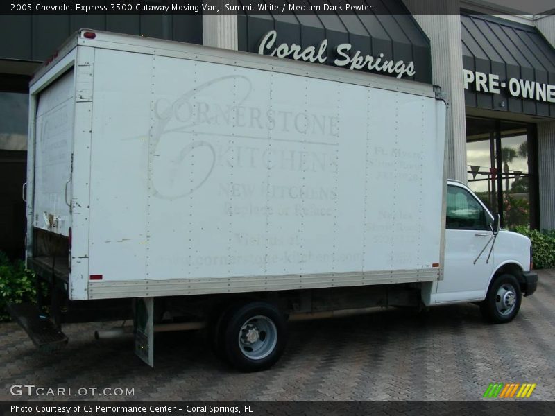 Summit White / Medium Dark Pewter 2005 Chevrolet Express 3500 Cutaway Moving Van