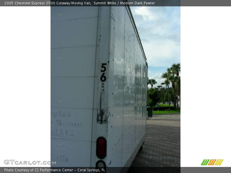 Summit White / Medium Dark Pewter 2005 Chevrolet Express 3500 Cutaway Moving Van