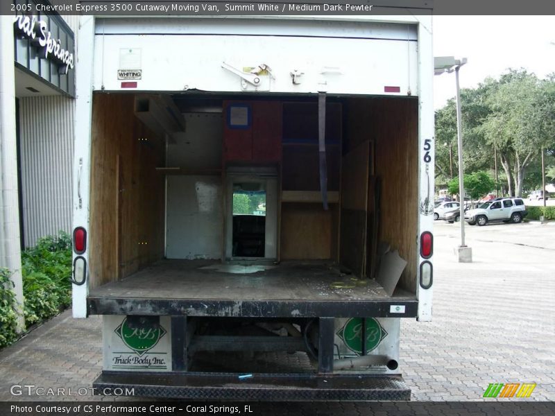 Summit White / Medium Dark Pewter 2005 Chevrolet Express 3500 Cutaway Moving Van