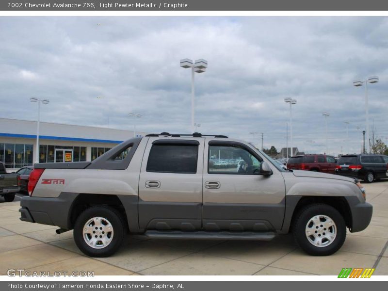 Light Pewter Metallic / Graphite 2002 Chevrolet Avalanche Z66