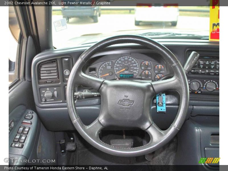 Light Pewter Metallic / Graphite 2002 Chevrolet Avalanche Z66