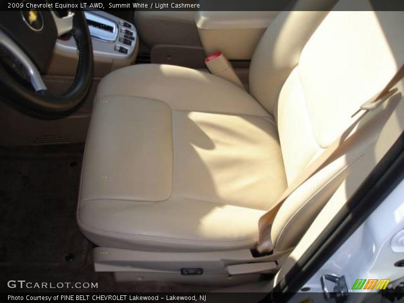Summit White / Light Cashmere 2009 Chevrolet Equinox LT AWD