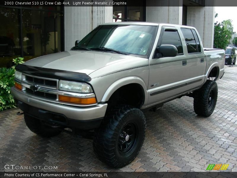 Light Pewter Metallic / Graphite 2003 Chevrolet S10 LS Crew Cab 4x4