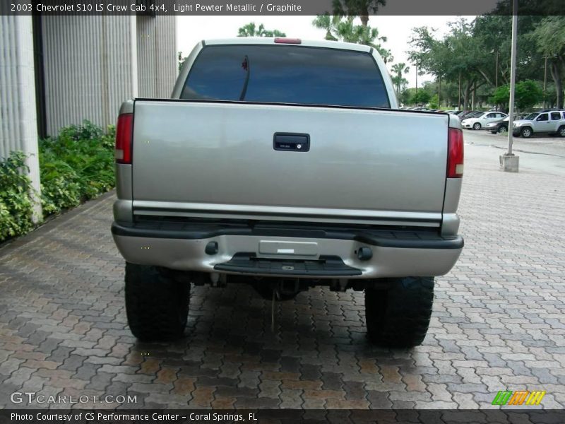 Light Pewter Metallic / Graphite 2003 Chevrolet S10 LS Crew Cab 4x4