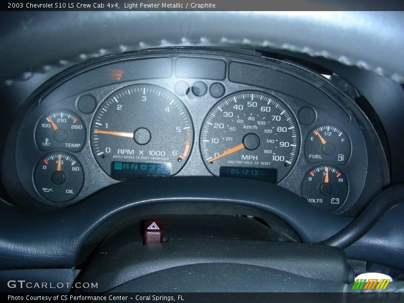 Light Pewter Metallic / Graphite 2003 Chevrolet S10 LS Crew Cab 4x4